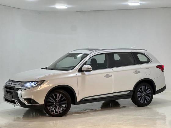 MITSUBISHI OUTLANDER 2.2 MIVEC DI-D DIESEL HPE-S AWD AUTOMÁTICO